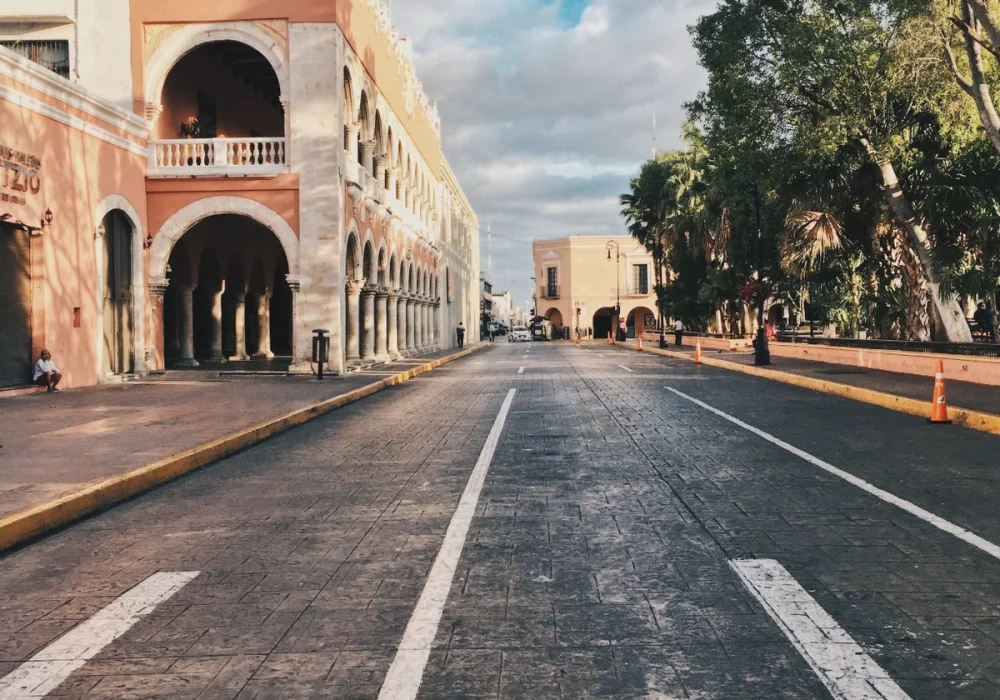 Which neighborhood should you stay in Mérida? Downtown, Santiago, and La Mejorada compared